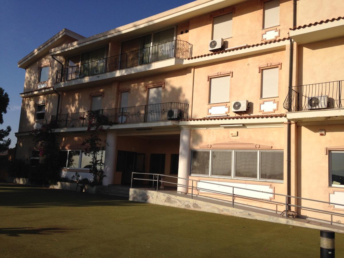 Hotel Monreale Sardara Buitenkant foto